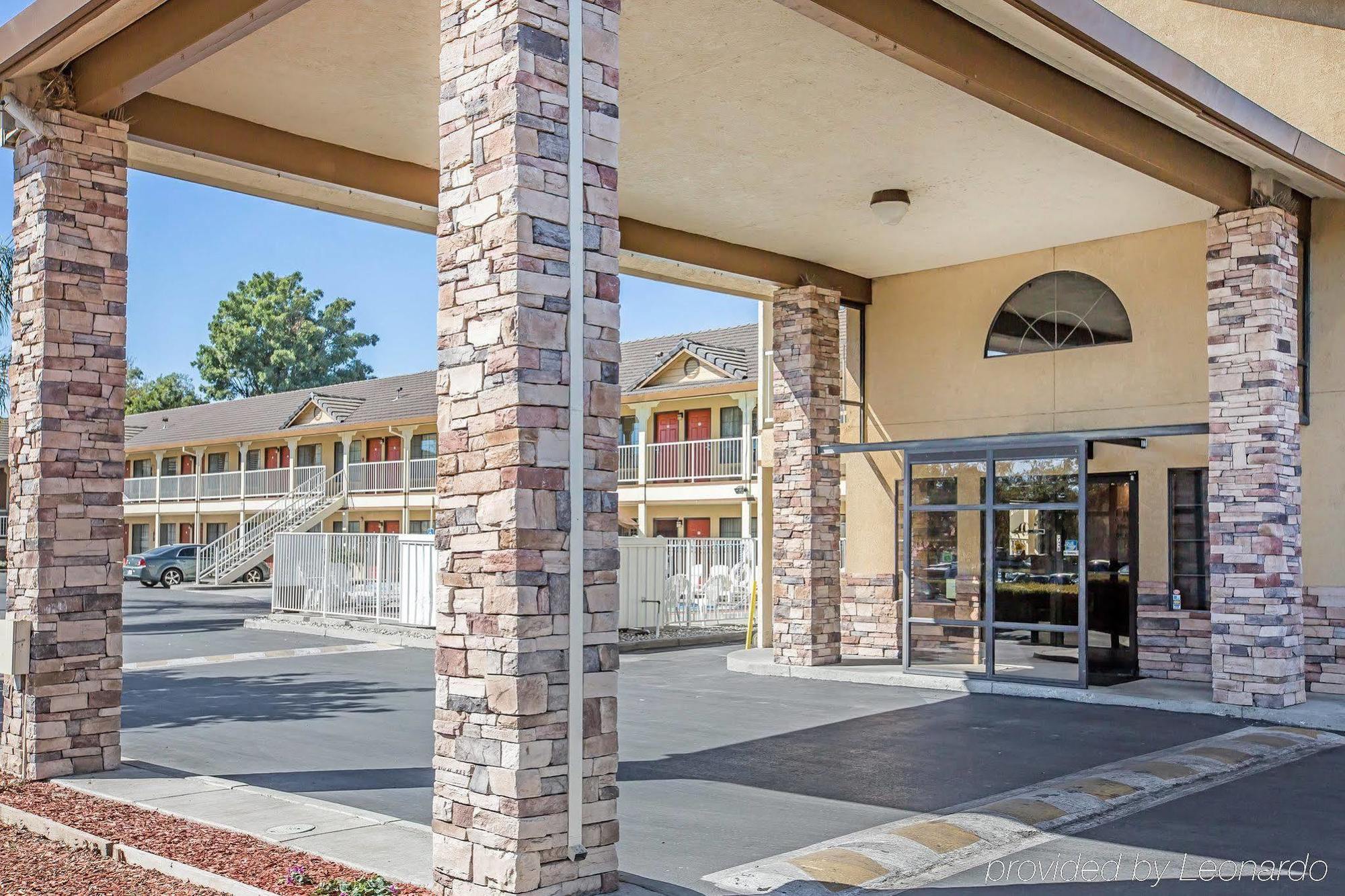Quality Inn & Suites Woodland - Sacramento Airport Exterior photo